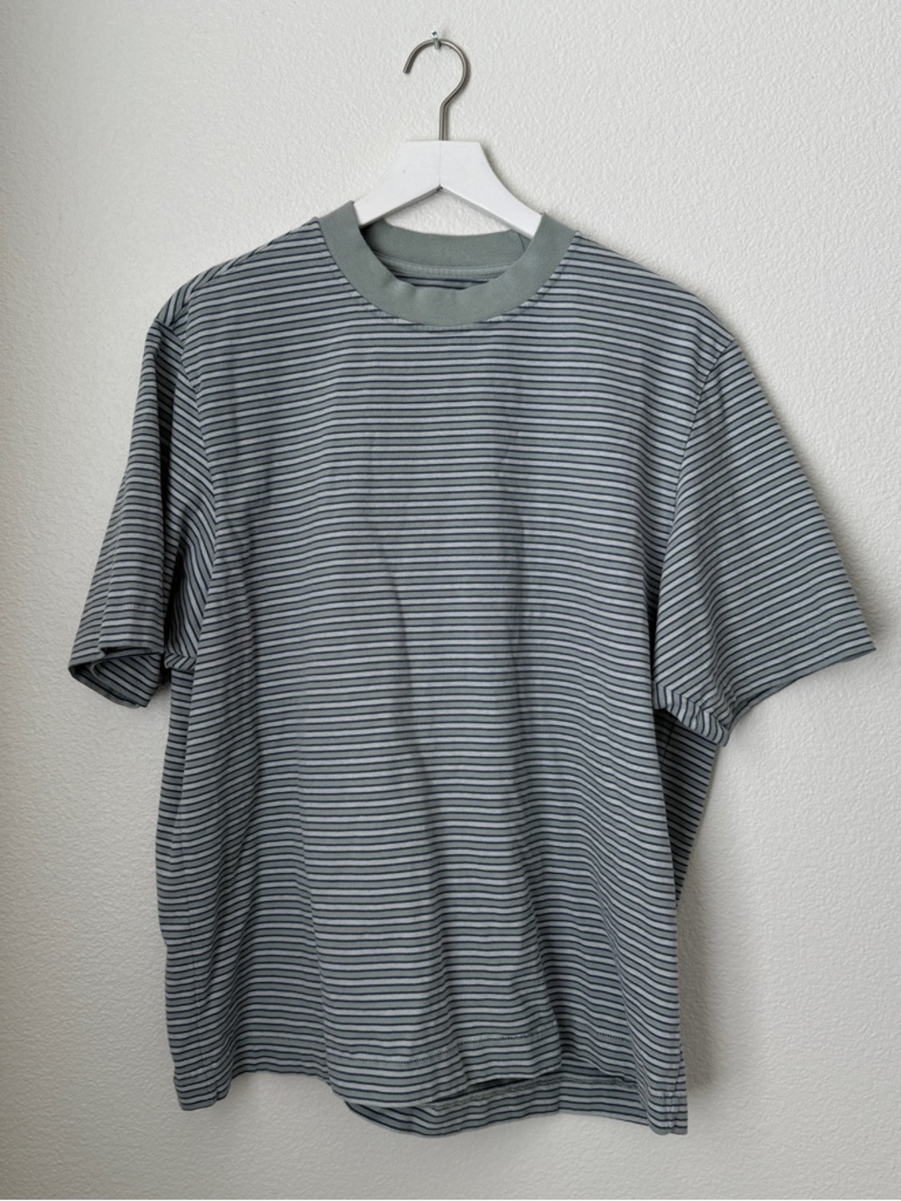 A&F• premium heavyweight 2.0 tee
